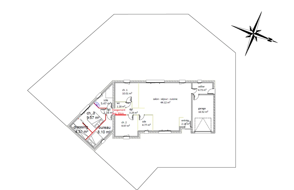 Plan d'architecte avec orientation nord, montrant distribution intérieure avec surfaces des pièces et implantation sur terrain